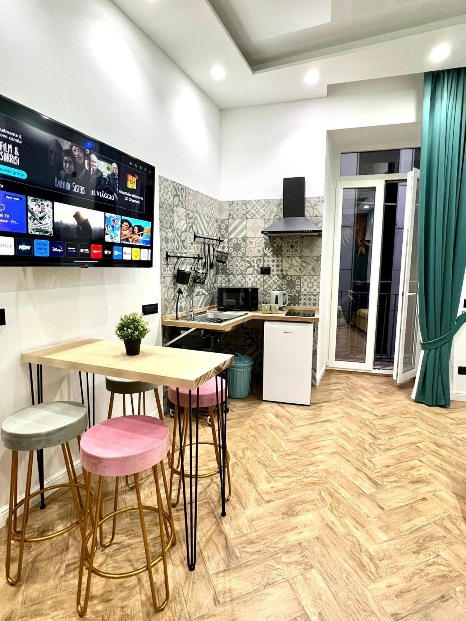 Appartement Loft In Borgo à Naples Extérieur photo